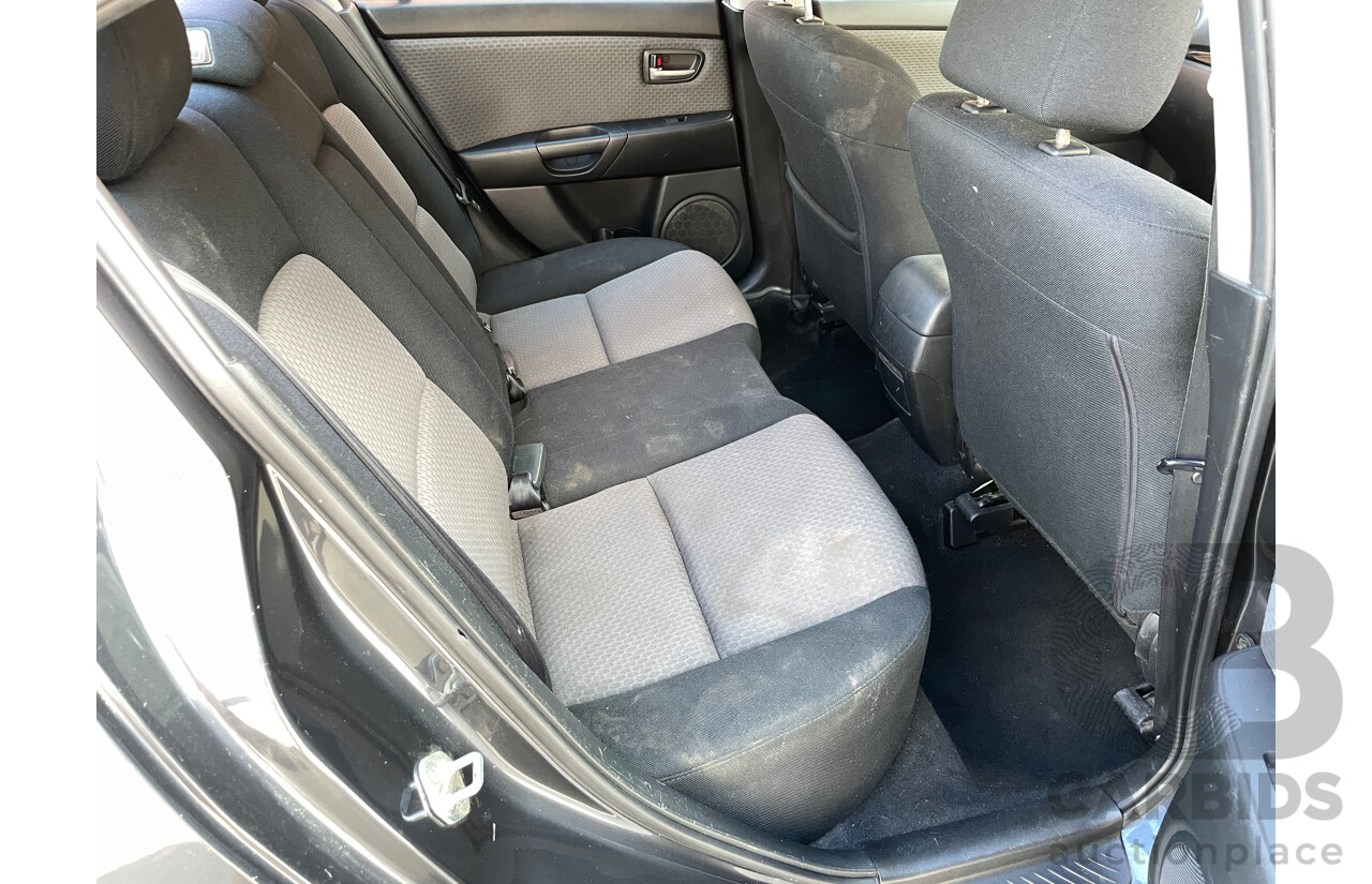 12/2005 Mazda Mazda3 MAXX Sport BK 5d Hatchback Grey 2.0L