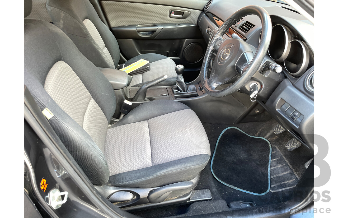12/2005 Mazda Mazda3 MAXX Sport BK 5d Hatchback Grey 2.0L