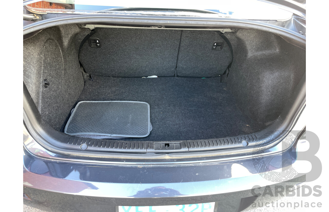 12/2005 Mazda Mazda3 MAXX Sport BK 5d Hatchback Grey 2.0L