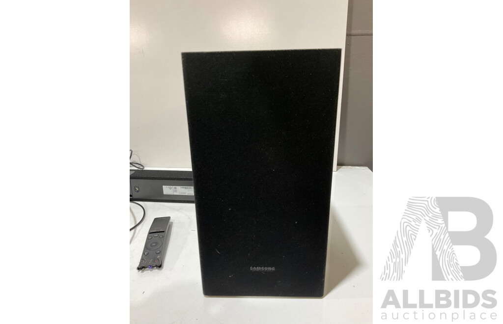SAMSUNG (HW-B450/XY) 2.1 Channel B-Series Soundbar & Wireless Subwoofer - ORP $229.00