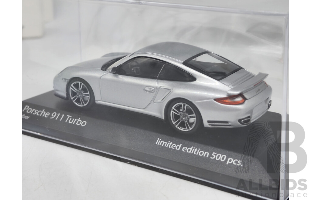 Minichamps 2009 Porsche 911 (997 - Lot 1486490 | ALLBIDS