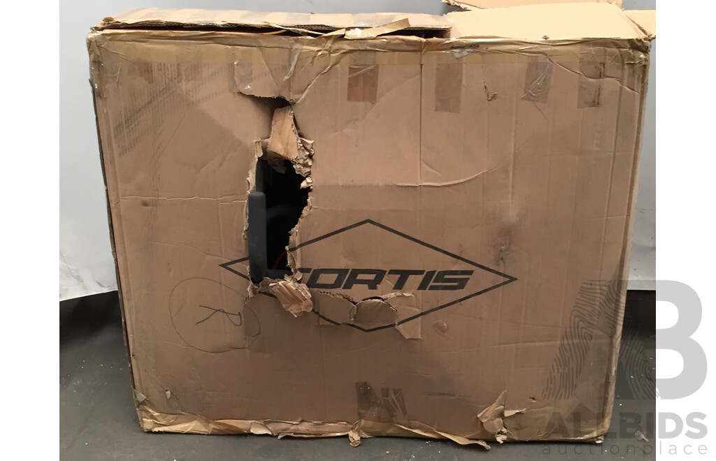 Fortis Automatic Variable Resistance Magnetic Flywheel Spin Bike (SK-2200A) - ORP $226.00