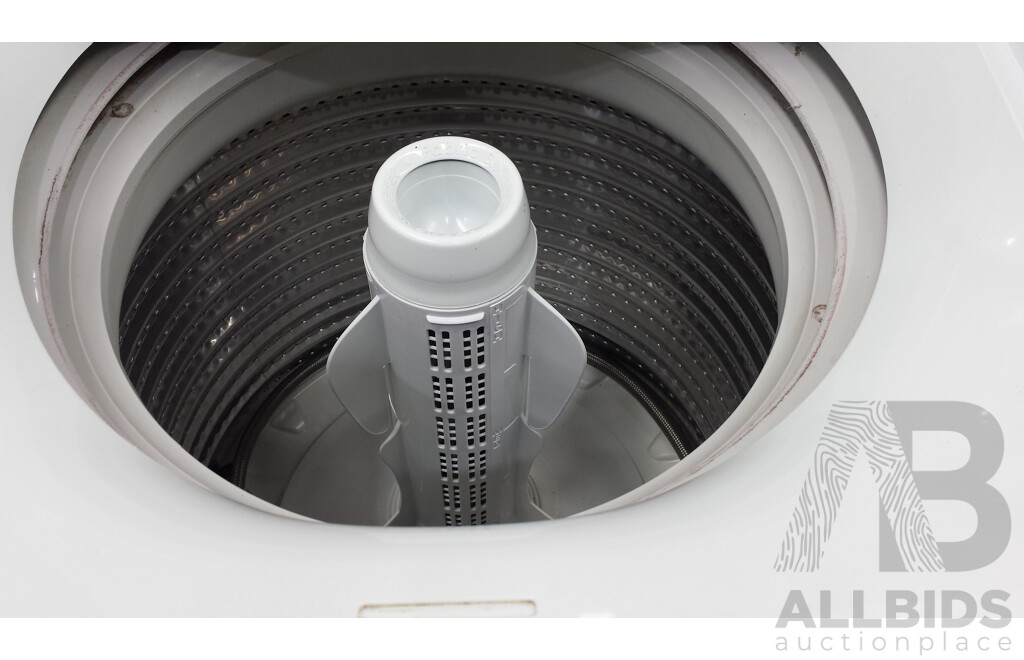 Fisher and Paykel Washsmart 7.0kg Top Loader Washing Machine