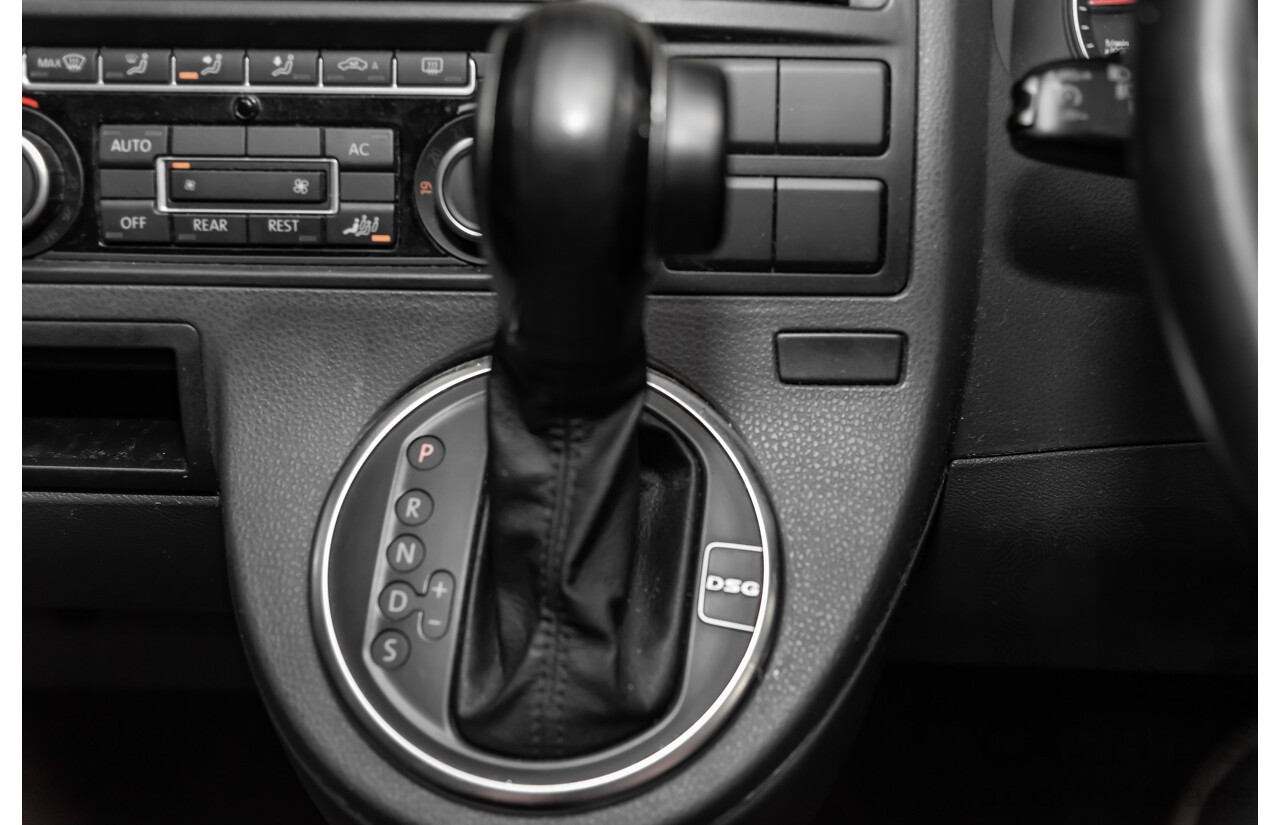 5/2010 Volkswagen Multivan 132 TDI Comfortline T5 MY10 4d Wagon Grey 2.0L Turbo Diesel