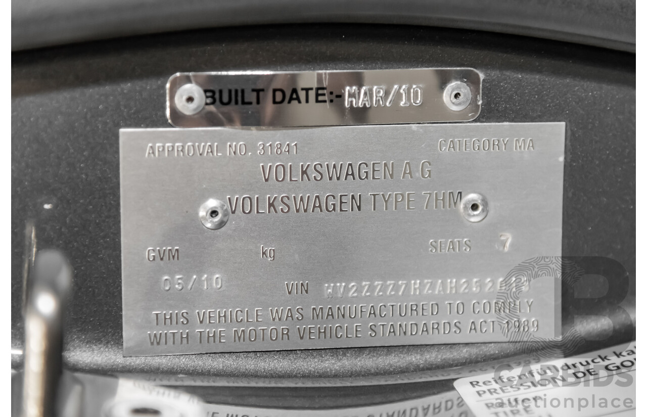 5/2010 Volkswagen Multivan 132 TDI Comfortline T5 MY10 4d Wagon Grey 2.0L Turbo Diesel