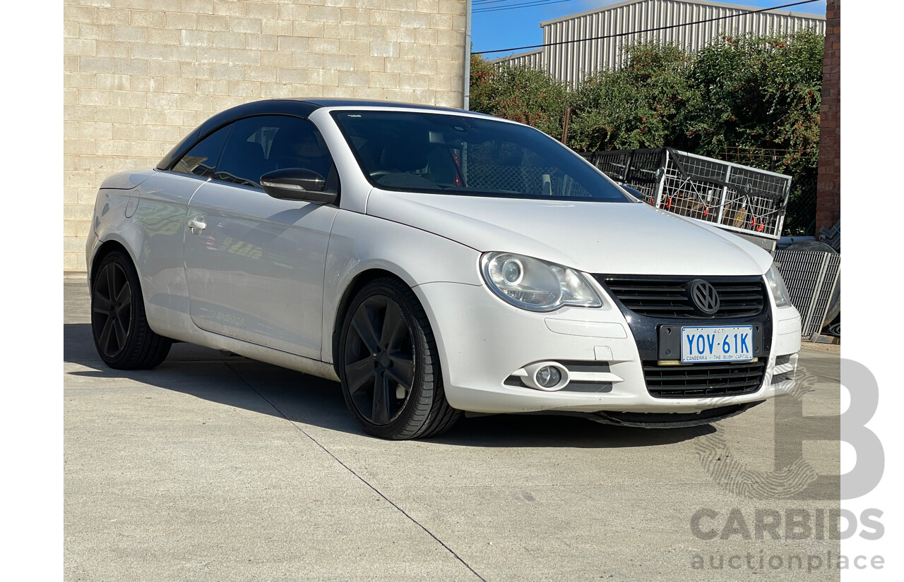 1/2010 Volkswagen EOS 103 TDI 1F MY09 UPGRADE 2d Convertible White 2.0L