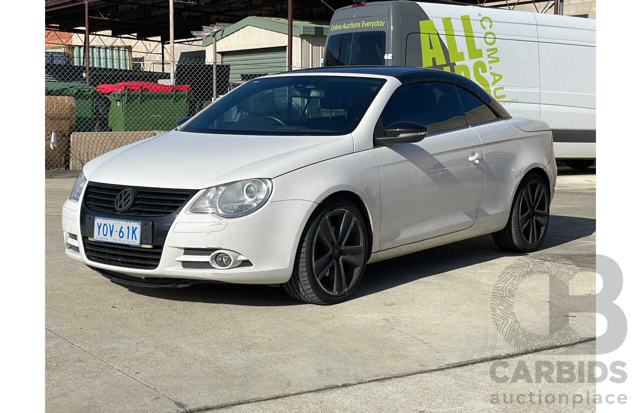 1/2010 Volkswagen EOS 103 TDI 1F MY09 UPGRADE 2d Convertible White 2.0L