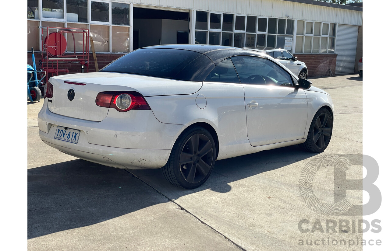 1/2010 Volkswagen EOS 103 TDI 1F MY09 UPGRADE 2d Convertible White 2.0L