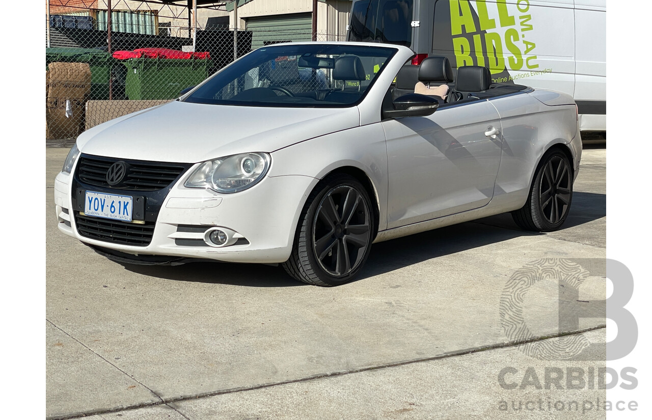1/2010 Volkswagen EOS 103 TDI 1F MY09 UPGRADE 2d Convertible White 2.0L
