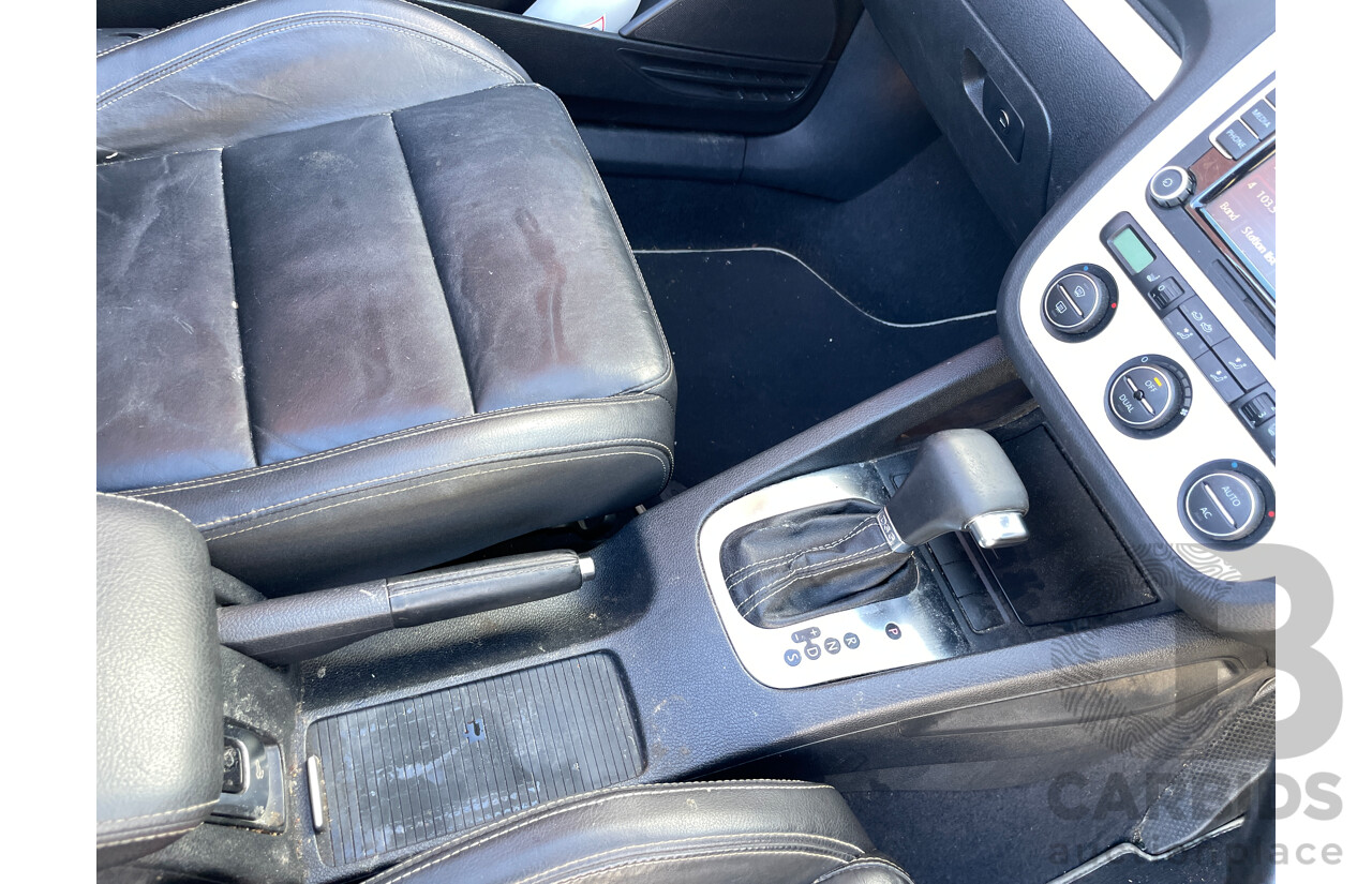 1/2010 Volkswagen EOS 103 TDI 1F MY09 UPGRADE 2d Convertible White 2.0L