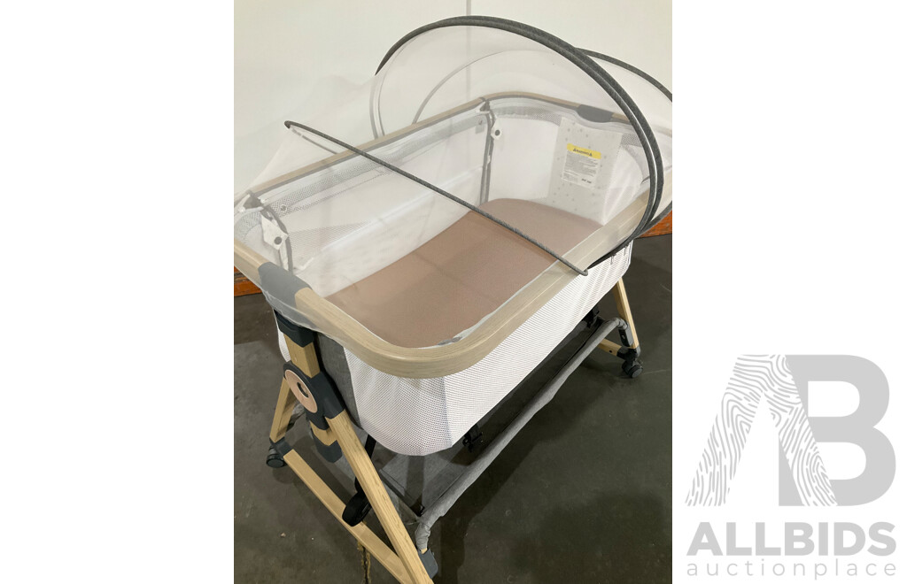 LOVE N CARE (HK 931) Traversina Sleeper (Grey) - ORP $449.95