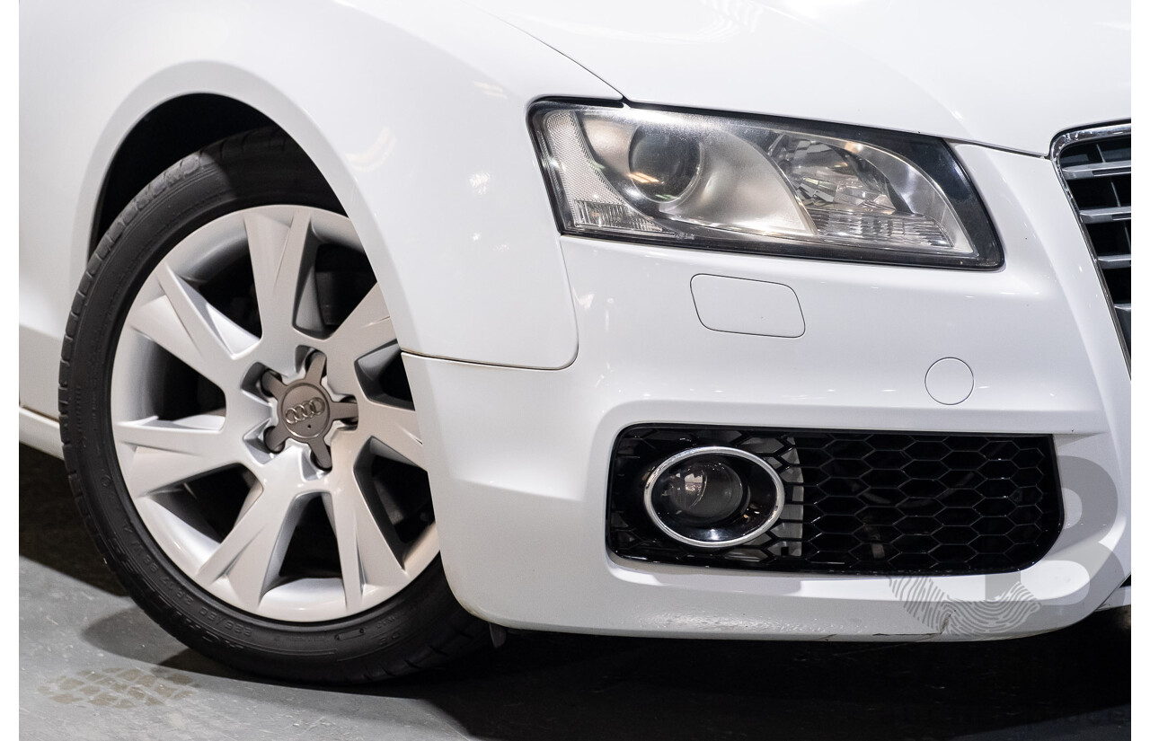 6/2011 Audi A5 Sportback 2.0 TFSI 8T MY11 5d Hatchback White Turbo 2.0L