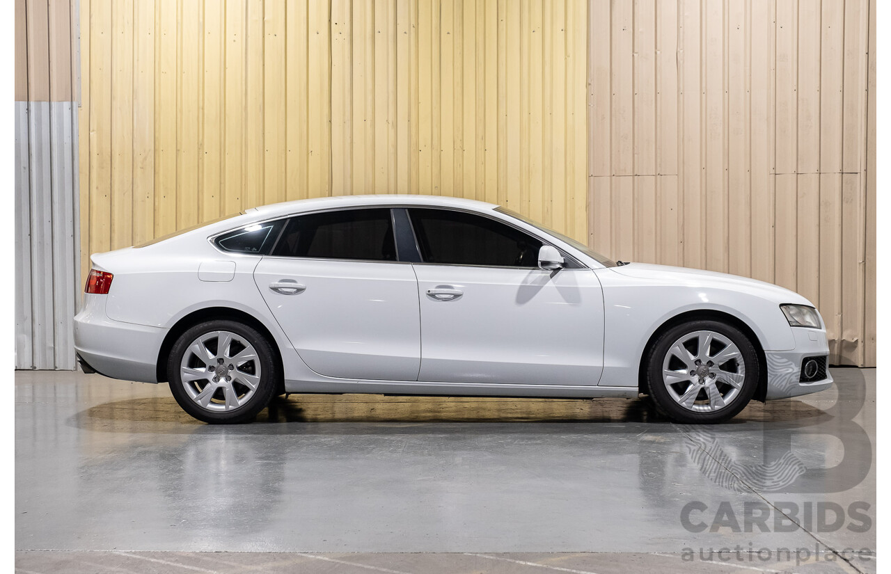 6/2011 Audi A5 Sportback 2.0 TFSI 8T MY11 5d Hatchback White Turbo 2.0L