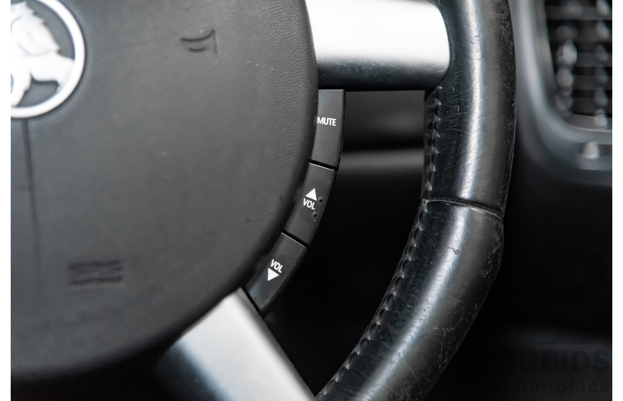 4/2004 Holden Calais VYII 4d Sedan Silver 5.7L V8