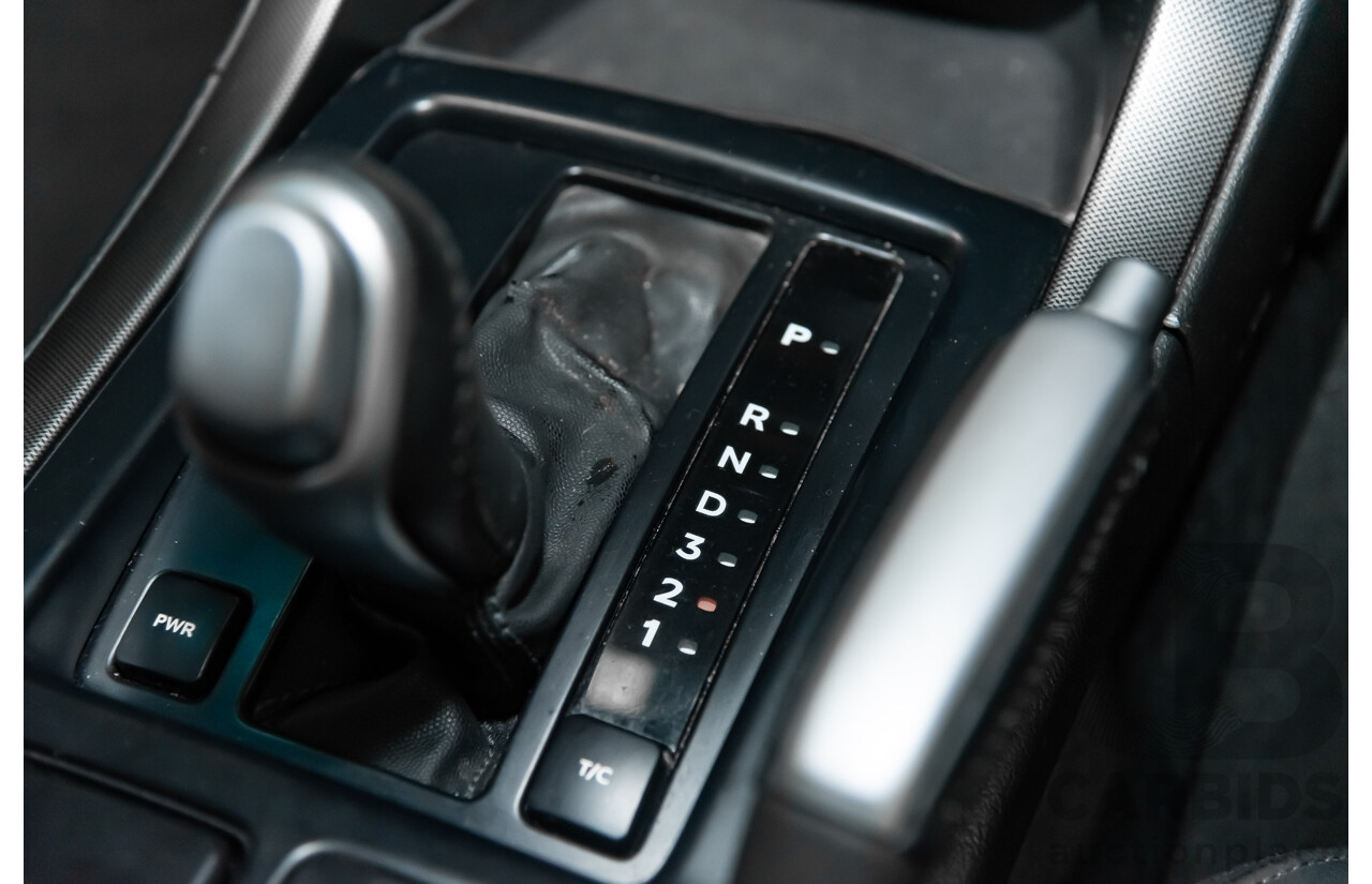 4/2004 Holden Calais VYII 4d Sedan Silver 5.7L V8