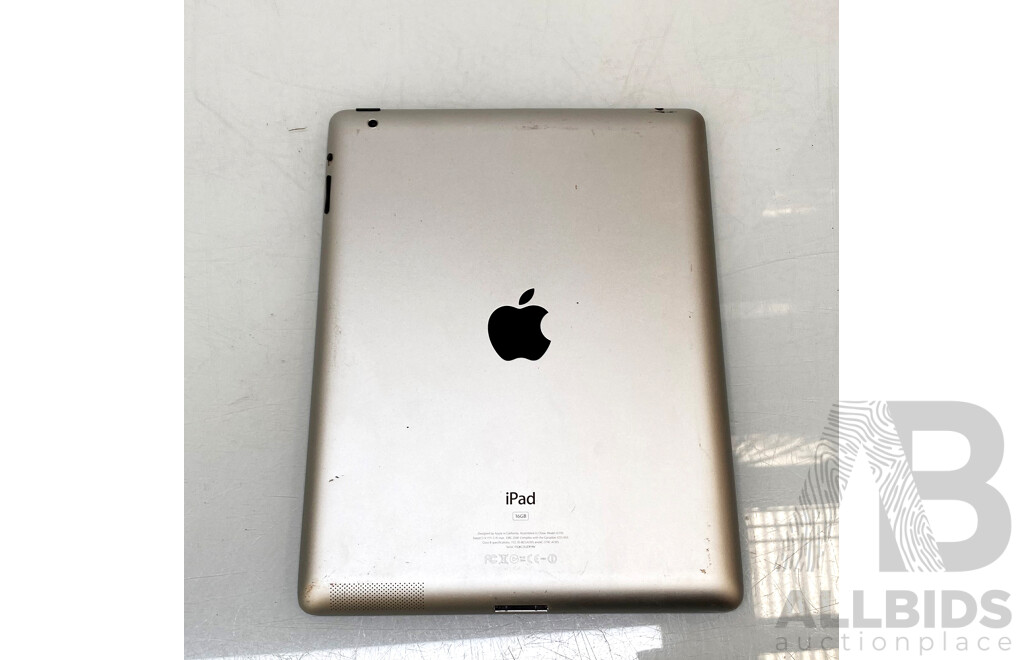 Apple (A1395) 9.7-Inch Wi-Fi 16GB IPad 2nd Gen for Parts