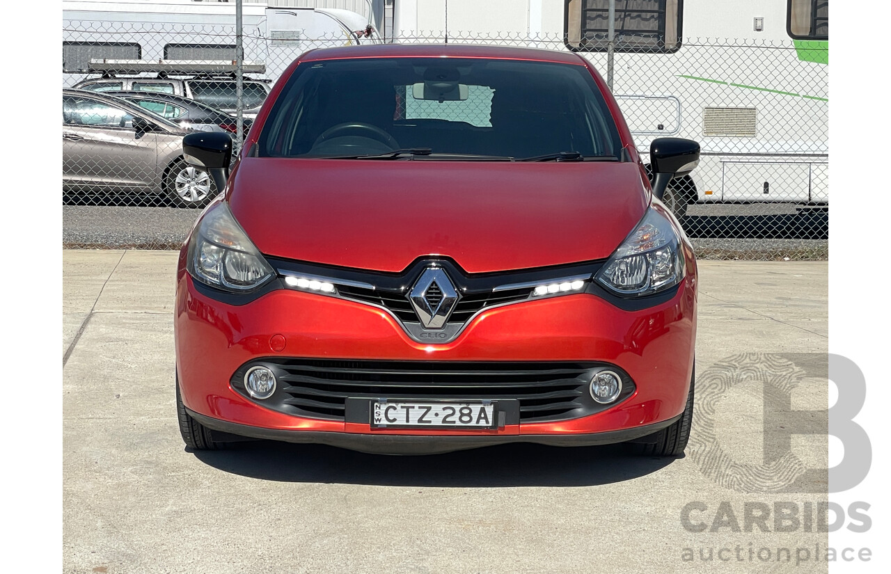 10/2014 Renault Clio  X98 5d Hatchback Red 1.2L