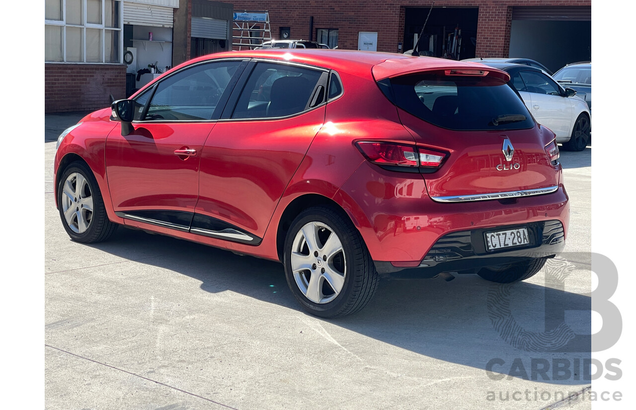 10/2014 Renault Clio  X98 5d Hatchback Red 1.2L