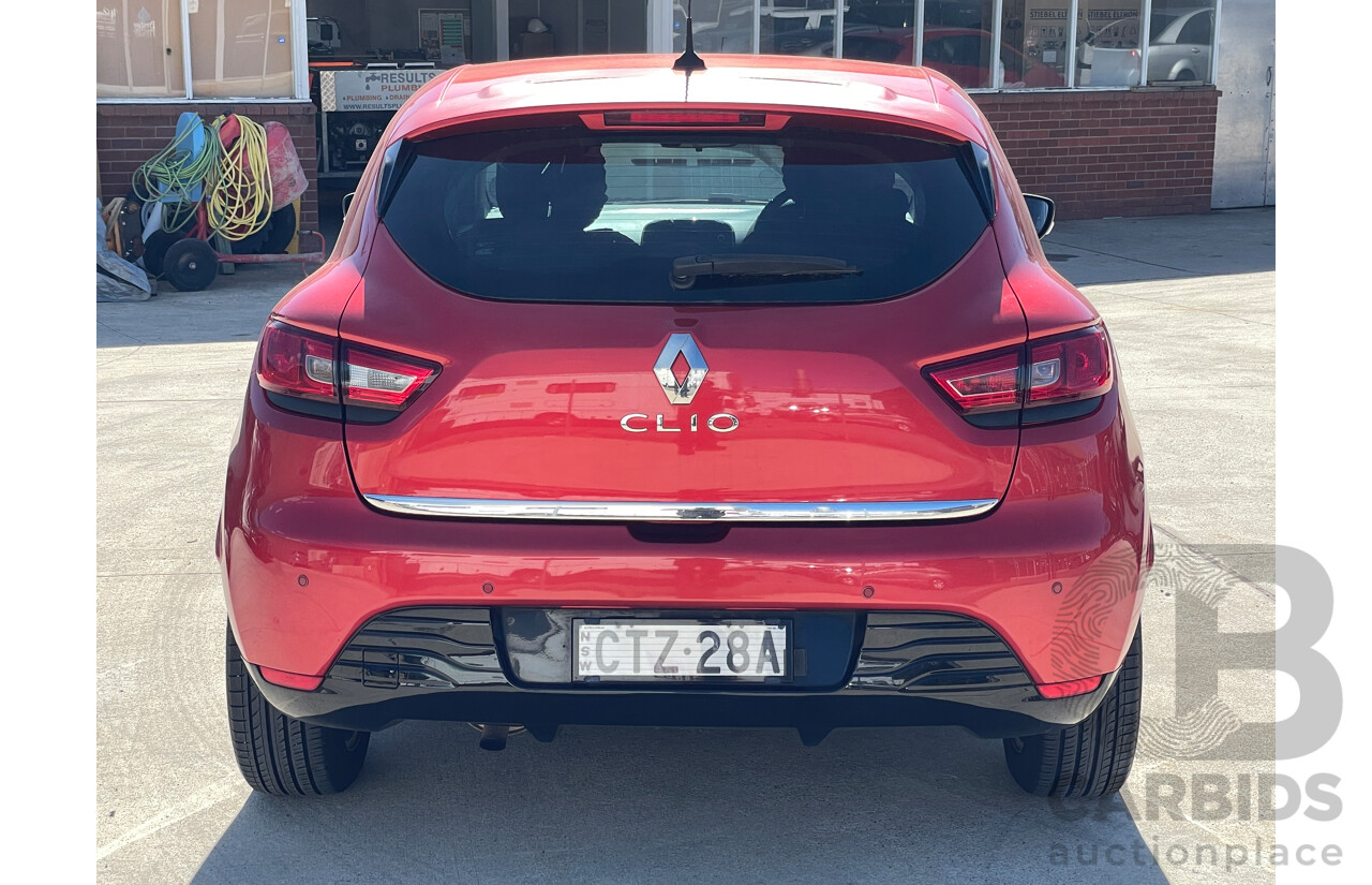 10/2014 Renault Clio  X98 5d Hatchback Red 1.2L