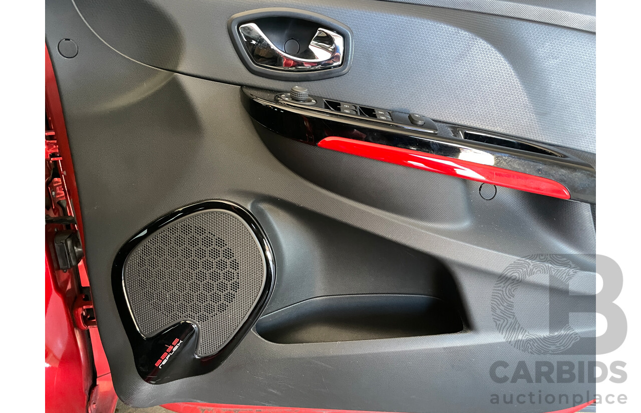 10/2014 Renault Clio  X98 5d Hatchback Red 1.2L