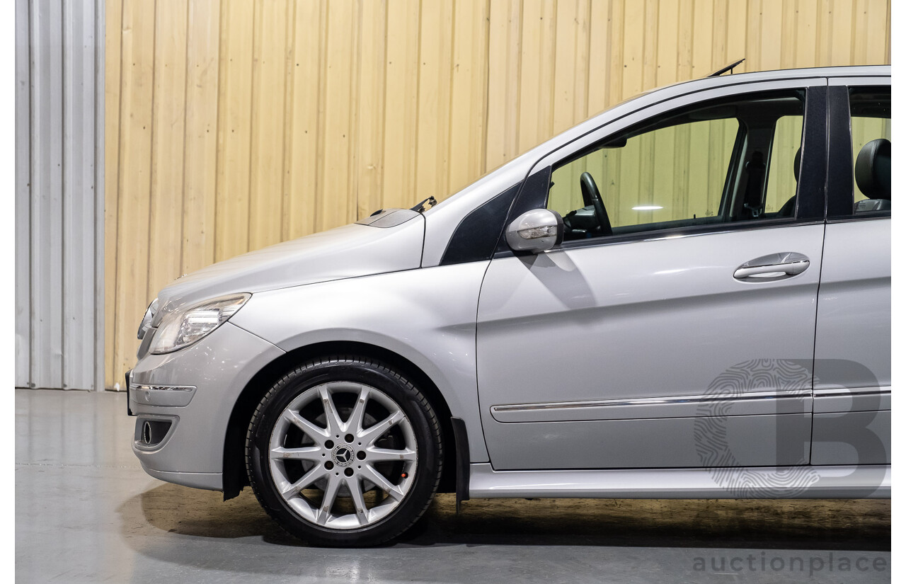 11/2007 Mercedes-Benz B200 Turbo W245 07 UPGRADE 5d Hatchback Polar Silver Metallic Turbo 2.0L