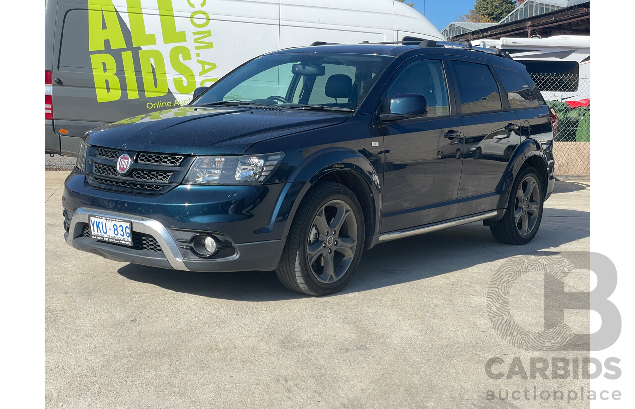 4/2015 Fiat Freemont Crossroad JF MY15 4d Wagon Blue 3.6L