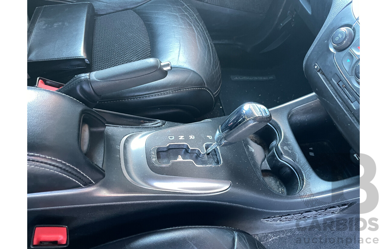 4/2015 Fiat Freemont Crossroad JF MY15 4d Wagon Blue 3.6L