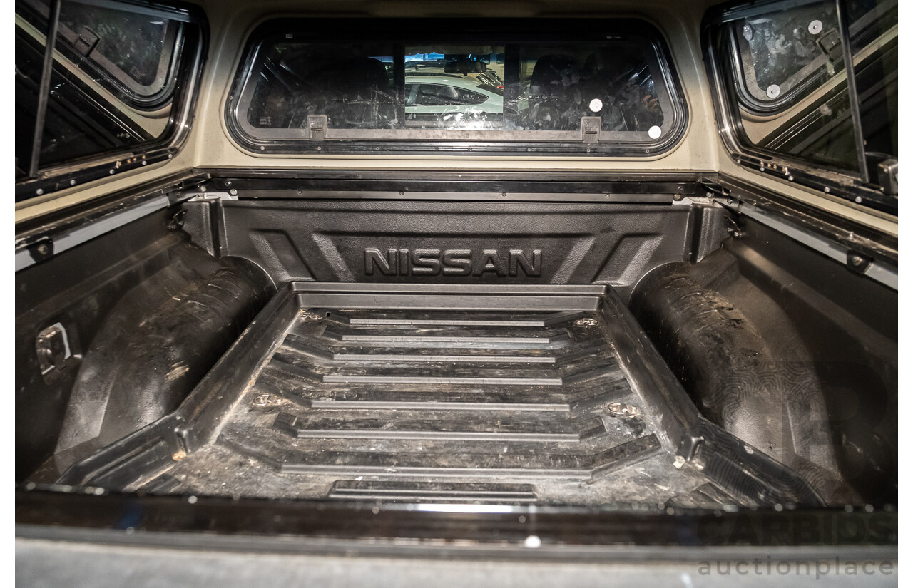 5/2015 Nissan Navara RX (4x4) NP300 D23 Double Cab Utility Silver Turbo Diesel 2.3L