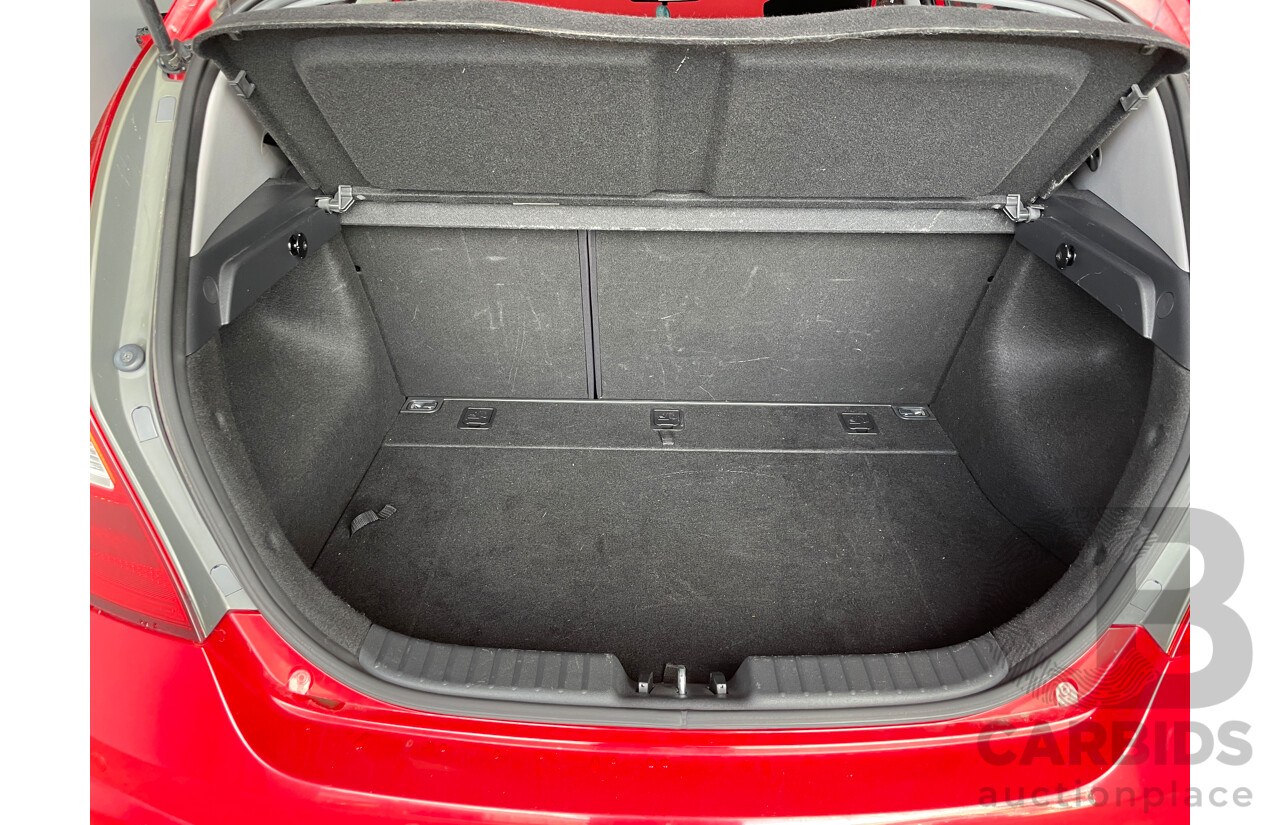 7/2010 Hyundai i30 SX FD MY10 5d Hatchback Red 1.6L