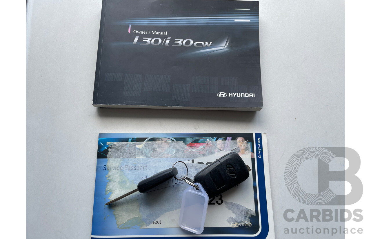 7/2010 Hyundai i30 SX FD MY10 5d Hatchback Red 1.6L