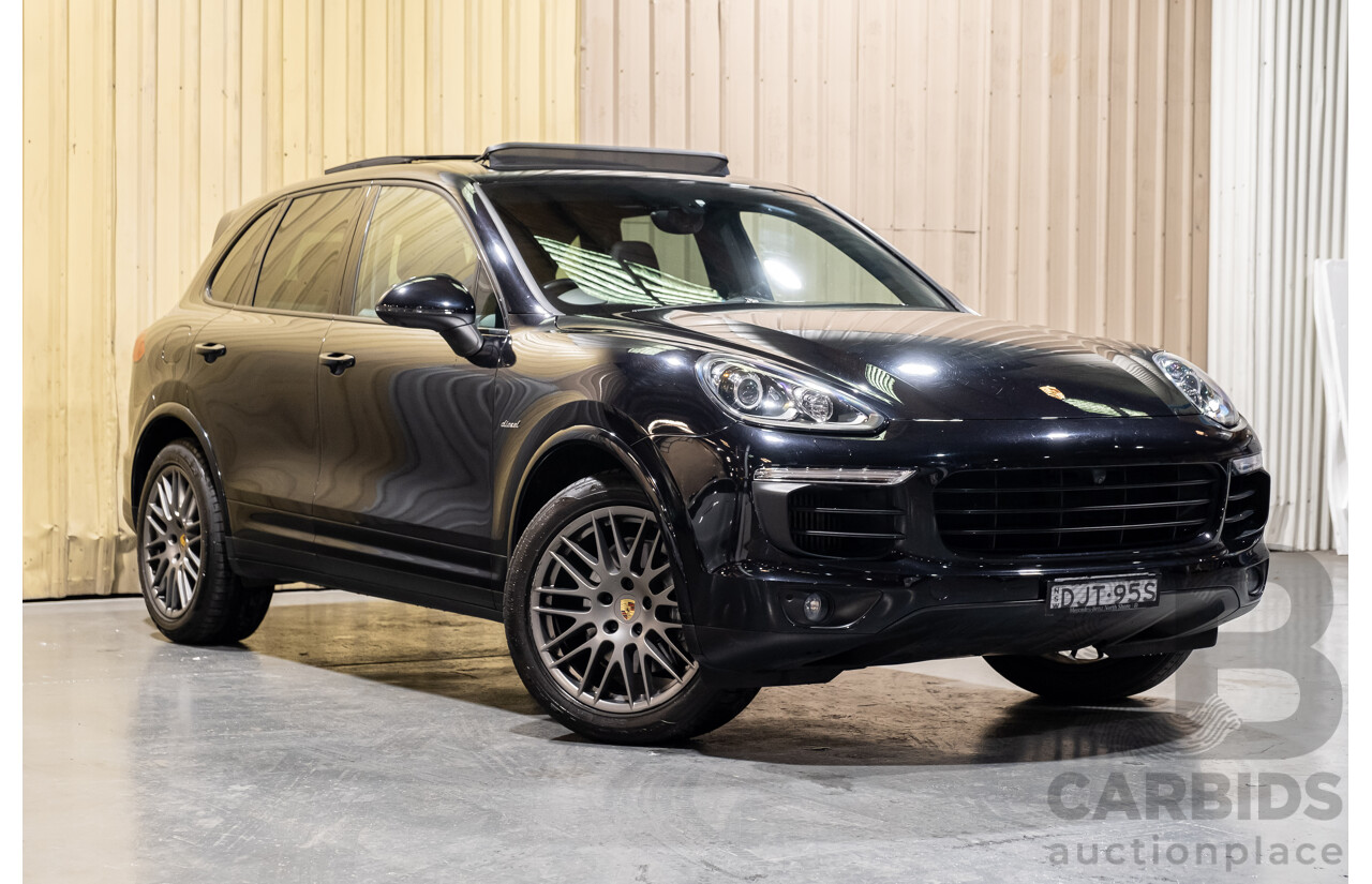 10/2016 Porsche Cayenne Diesel Platinum Edition SERIES 2 4d Wagon Black Turbo Diesel V6 3.0L