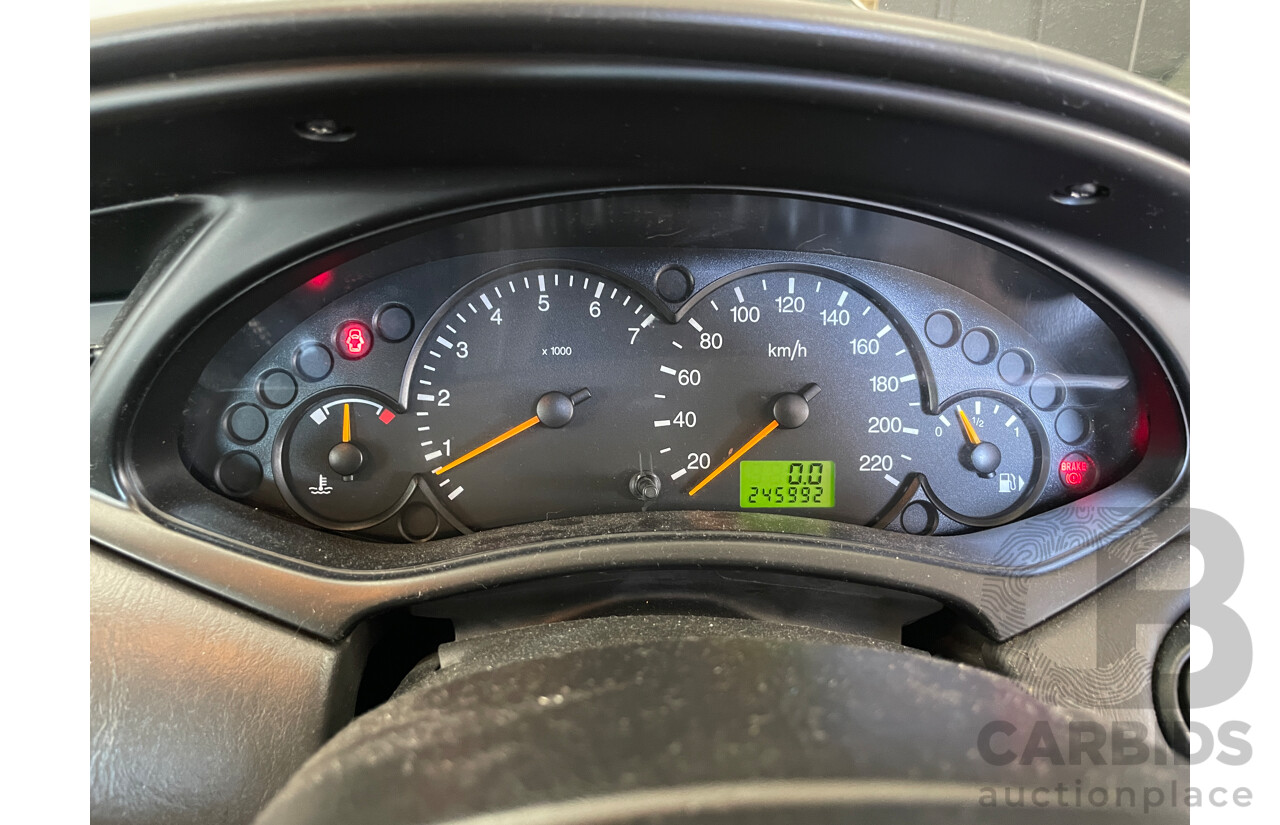 12/2002 Ford Focus Zetec LR 3d Hatchback Black 2.0L