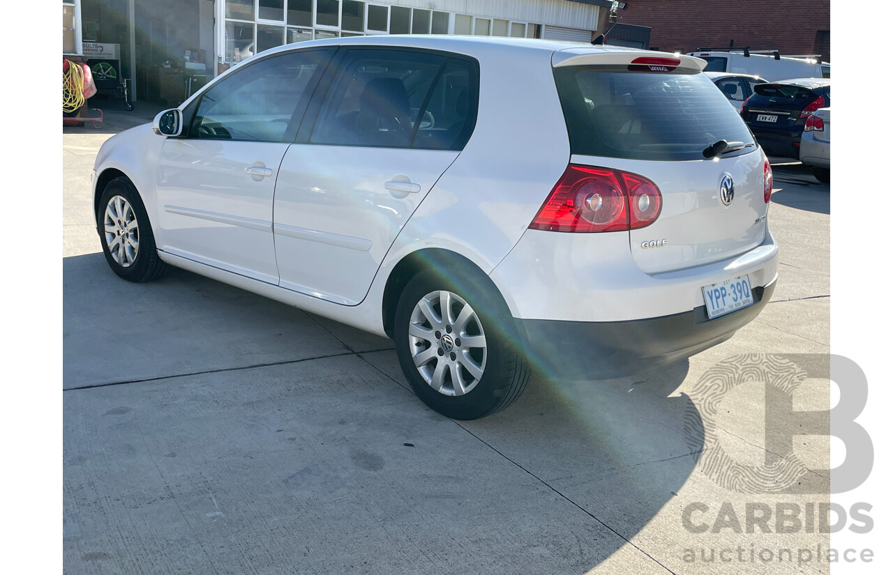 8/2006 Volkswagen Golf 2.0 TDI Comfortline 1K 5d Hatchback White 2.0L