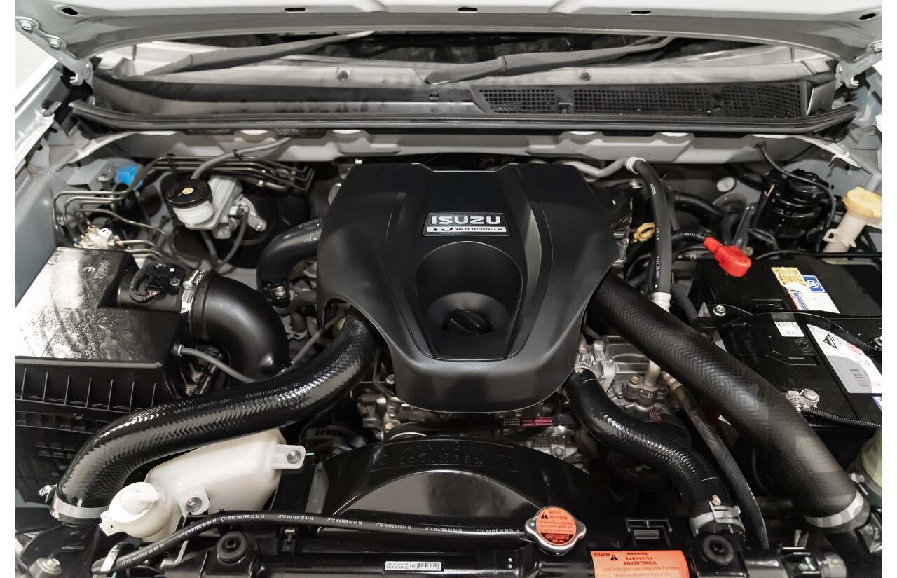 3/2016 Isuzu Mu-X LS-T (4x4) UC 4d Wagon Silver 3.0L Turbo Diesel