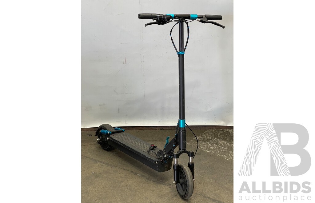 Bolzzen Electric Scooter