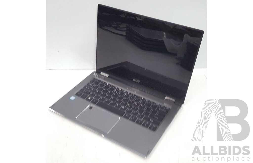 Acer (SP513-52N-58E1) Spin 5 Intel Core i5 (8250U) 1.60GHz-3.40GHz 4-Core CPU 13-Inch Convertible Touchscreen Laptop