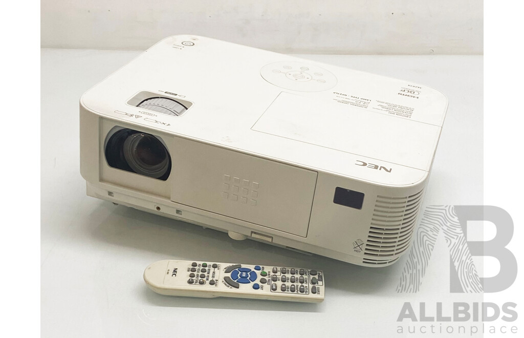 NEC (NP-M283X) XGA DPL Projector