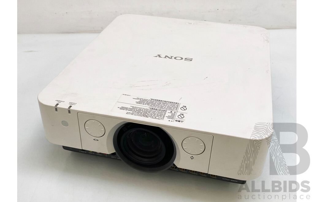 Sony (VPL-FH30) WUXGA Conference Room Projector