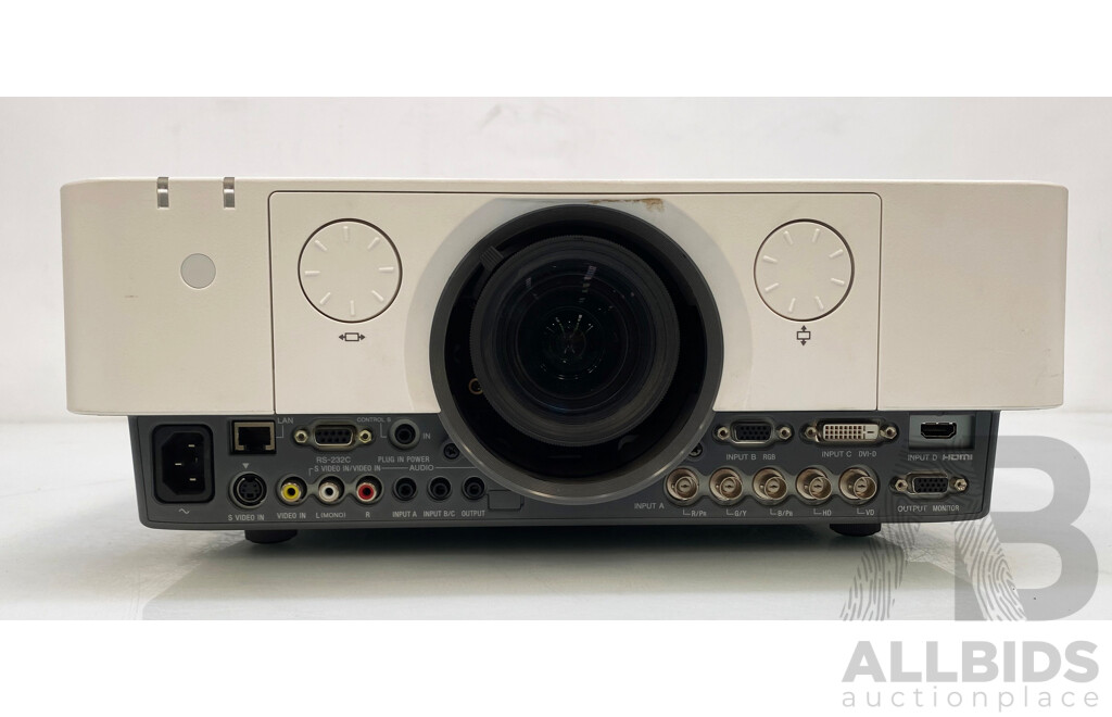 Sony (VPL-FH30) WUXGA Conference Room Projector