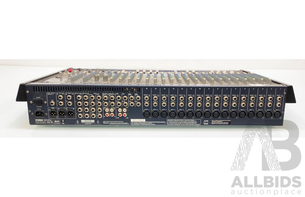 Yamaha (MG24/14FX) 24 Channels Mixer