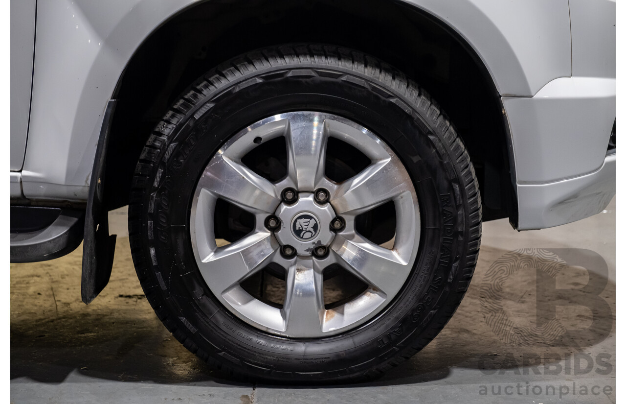 8/2013 Holden Colorado 7 LTZ (4x4) RG 4d Wagon White Turbo Diesel 2.8L - 7 Seater