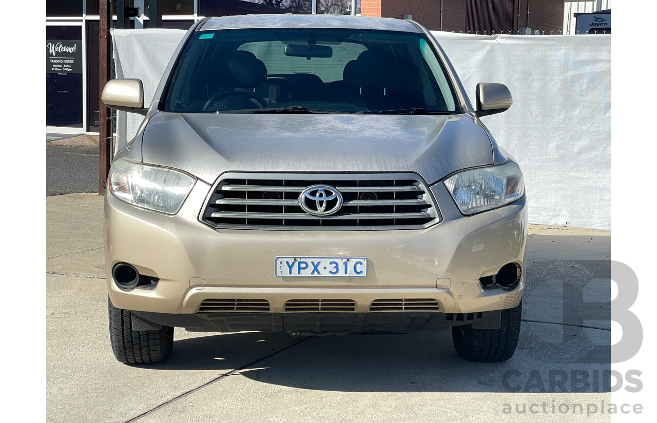 10/2009 Toyota Kluger KX-R (4x4) 7 SEAT GSU45R 4d Wagon Gold 3.5L