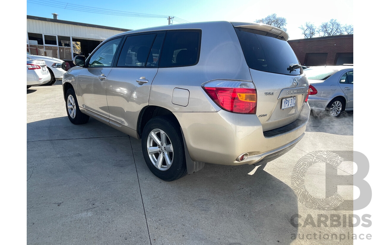 10/2009 Toyota Kluger KX-R (4x4) 7 SEAT GSU45R 4d Wagon Gold 3.5L