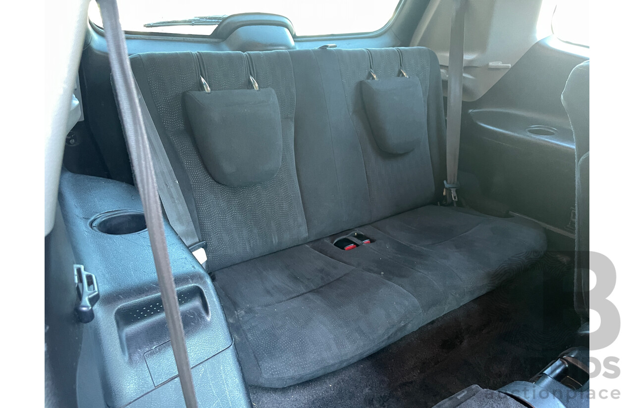 10/2009 Toyota Kluger KX-R (4x4) 7 SEAT GSU45R 4d Wagon Gold 3.5L