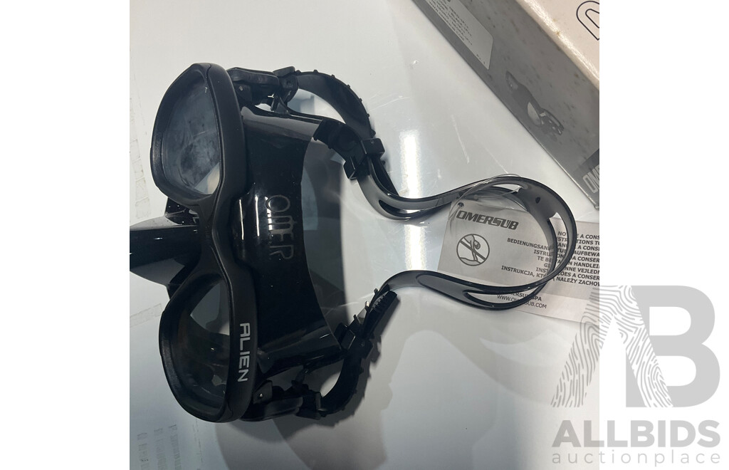 OMER ALIEN Mask - ORP $125.00