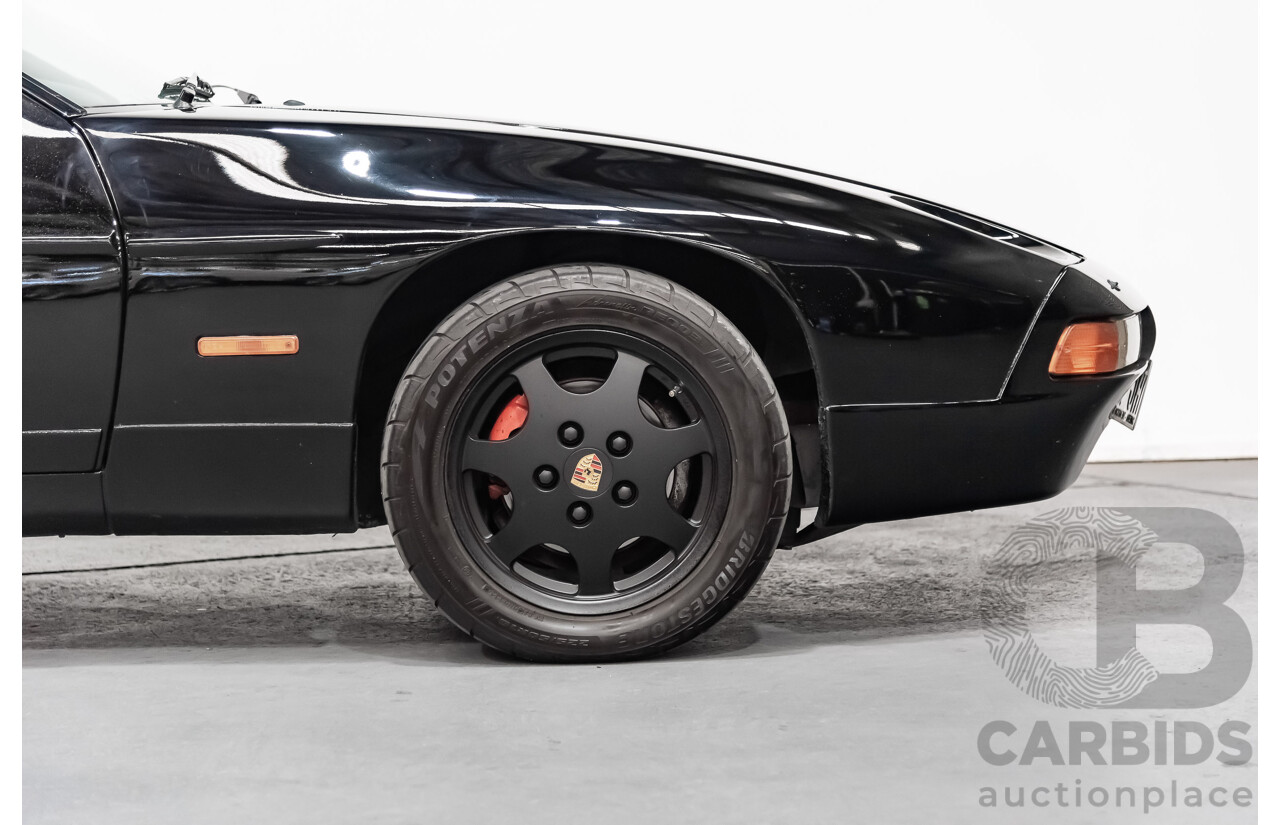 1/1985 Porsche 928 S  2d Coupe Black 4.7L V8