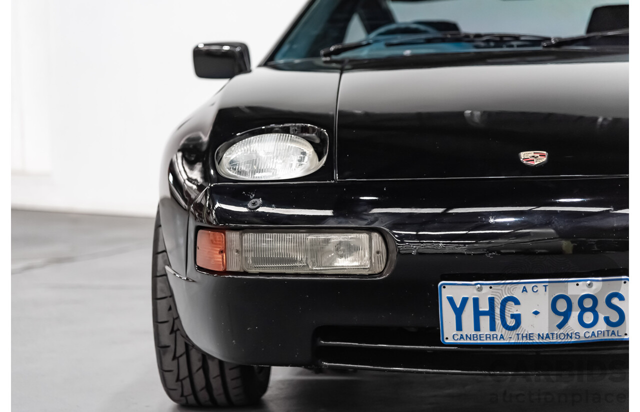 1/1985 Porsche 928 S  2d Coupe Black 4.7L V8