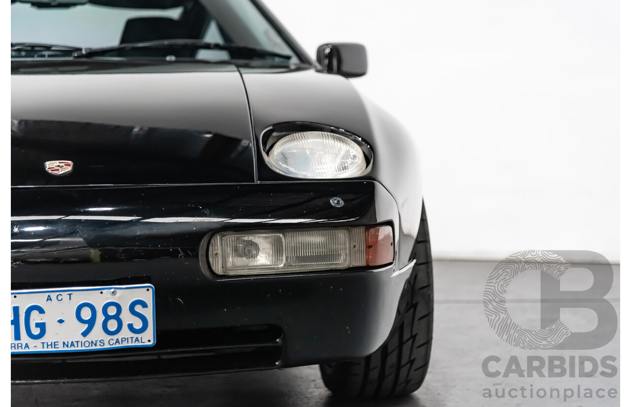 1/1985 Porsche 928 S  2d Coupe Black 4.7L V8