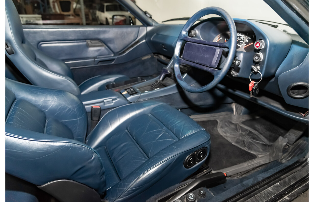 1/1985 Porsche 928 S  2d Coupe Black 4.7L V8