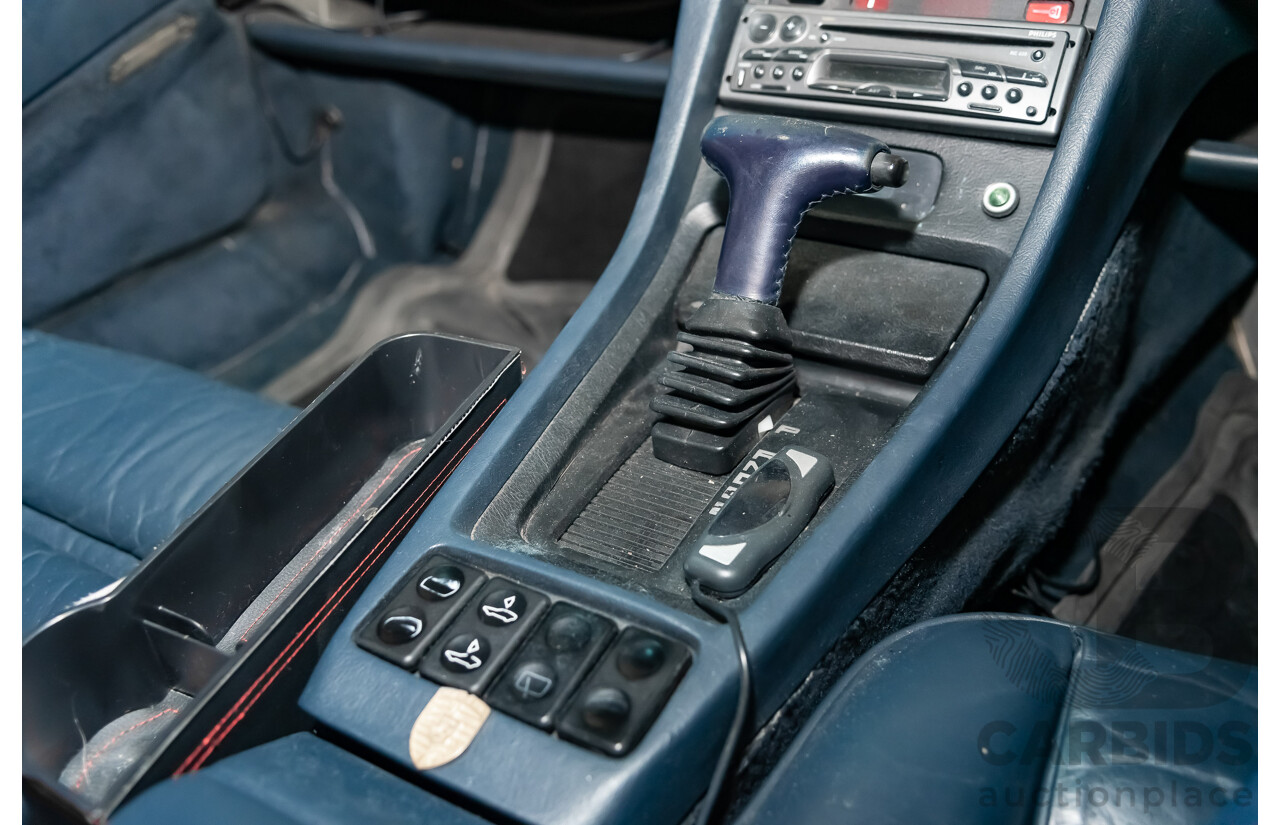 1/1985 Porsche 928 S  2d Coupe Black 4.7L V8